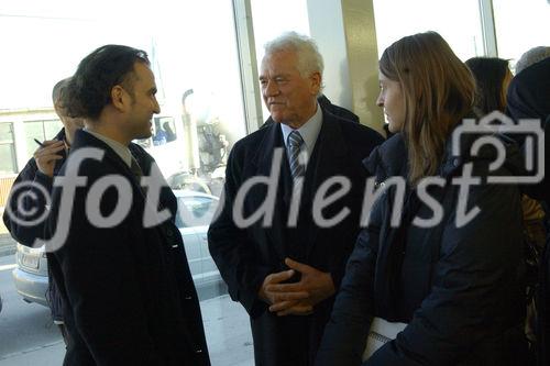 Festredner (u.a.): IKG-Präsident Ariel Muzicant, HAKOAH-Präsident Paul Haber, Innenministerin Liese Prokop, Vizebürgermeister und Stadtrat Sepp Rieder; unter den Gästen: Markus Rogan, Frank Stronach, Alexander van der Bellen