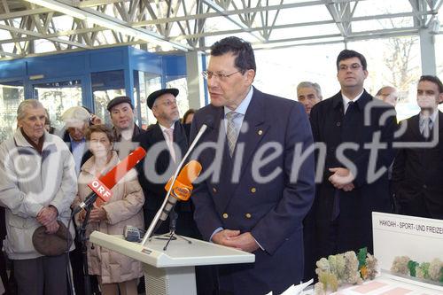 Festredner (u.a.): IKG-Präsident Ariel Muzicant, HAKOAH-Präsident Paul Haber, Innenministerin Liese Prokop, Vizebürgermeister und Stadtrat Sepp Rieder; unter den Gästen: Markus Rogan, Frank Stronach, Alexander van der Bellen