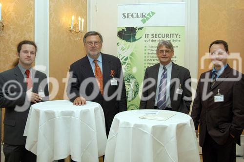 (C)fotodienst/Mag. Daniel Katzinger - Wien 29.03.2007
3. Information-Security-Symposium
Foto: Info-Stand SECUR DATA