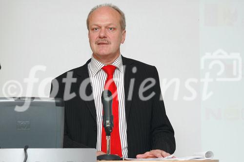 (c) Fotodienst / Daniel K. Gebhart - Pressebrunch zum Rauchertelefon und Symposium zum Welt-Nichtrauchertag - FOTO: 