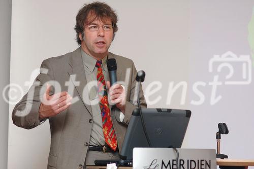 (c) Fotodienst / Daniel K. Gebhart - Pressebrunch zum Rauchertelefon und Symposium zum Welt-Nichtrauchertag - FOTO: Dipl. Psych. Peter Lindinger (WHO Kollaborationszentrum Tabakkontrolle)