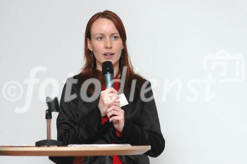 (c) Fotodienst / Daniel K. Gebhart - Pressebrunch zum Rauchertelefon und Symposium zum Welt-Nichtrauchertag - FOTO: Victoria Bateman (ENQ Project Manager).