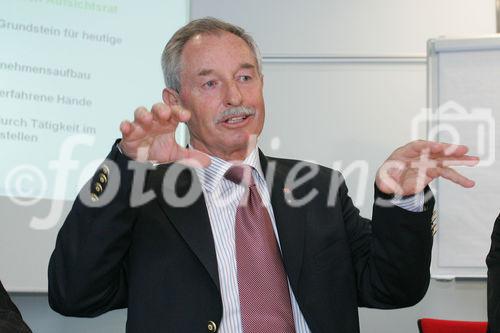 (C) fotodienst/Paul Hamm GmbH - Linz 16.03.2006 - KEBA - Personelle Änderungen im Vorstand und internationaler Grossauftrag - Pressegespräch KEBA AG. FOTO v.l.: Karl KLETZMAIER (Aufsichtsrat KEBA AG)