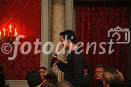 (C) fotodienst/ Marco Frauchiger - Bern 20.03.2006 – Präsentation der Resultate der vorgenommenen Studie und Roundtable-Gespräche im Berner Bellevue Palace. FOTO: Christian Wasserfallen (Stadtrat Bern, Jungfreisinnige).