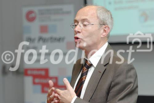 (c) Fotodienst / Daniel K. Gebhart - AustriaPro (WKO) veranstaltet den AustriaPro Exptertentag 2006 in Kooperation mit dem 2nd eBusiness Day der Österreichischen Computer Gesellschaft (OCG) - FOTO: DI Rudolf Bauer