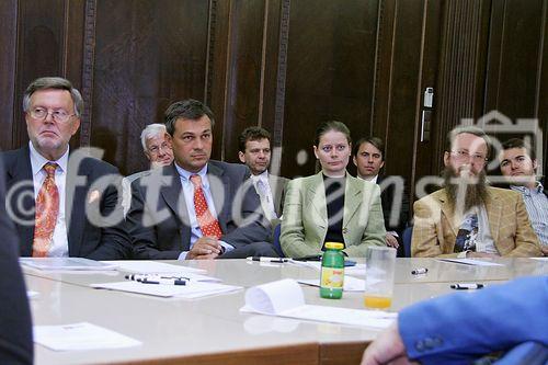 (C) fotodienst/Anna Rauchenberger - Wien 30.05.2006 - Die Österreichische Computer Gesellschaft lud zum Competence Circle zum Thema 'Outsourcing, pro und kontra, Segen oder Fluch'. 