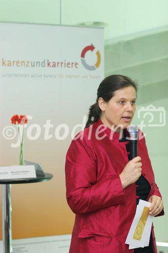 (C) fotodienst/Anna Rauchenberger - Wien 20.03.2006 - Vortrag und Diskurscafé: Was lockt die neuen Väter an den Herd? FOTO: Mag. Dagmar Hlebic, Organisationsberaterin. 