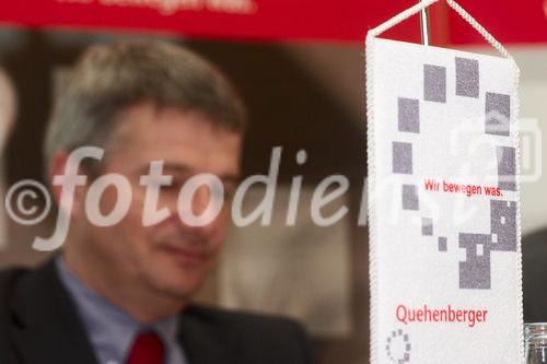 (C) fotodienst/Gudrun Krieger - Wien 15.03.2007  - Rückblick auf das Geschäftsjahr 2006 - Ausblick und Strategien für 2007, Bilanz-Pressekonferenz aus Unternehmen/Finanzen und Auto/Verkehr . FOTO: Klaus Hrazdira, CEO der Quehenberger Logistik AG & Co KG 