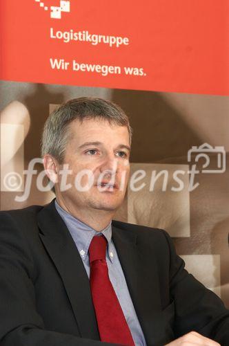 (C) fotodienst/Gudrun Krieger - Wien 15.03.2007  - Rückblick auf das Geschäftsjahr 2006 - Ausblick und Strategien für 2007, Bilanz-Pressekonferenz aus Unternehmen/Finanzen und Auto/Verkehr . FOTO: Klaus Hrazdira, CEO der Quehenberger Logistik AG & Co KG 