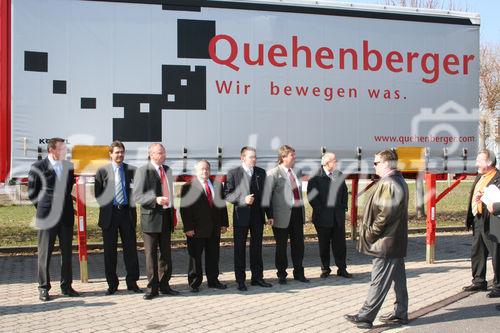 'Spatenstich 07-04-2006 - Quehenberger baut neues Logistikzentrum in Enns':  - Foto: www.iManufaktur.at