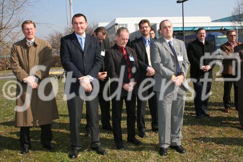 'Spatenstich 07-04-2006 - Quehenberger baut neues Logistikzentrum in Enns':  - Foto: www.iManufaktur.at