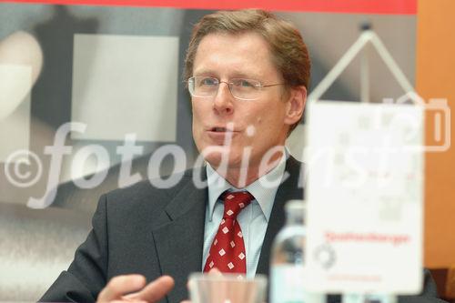 (c) Fotodienst / Daniel K. Gebhart - Quehenberger Logistik AG & Co KG: Jahres Pressekonferenz - Foto: Hermann Kï¿½ltringer (Stellvertretender Vorstand)