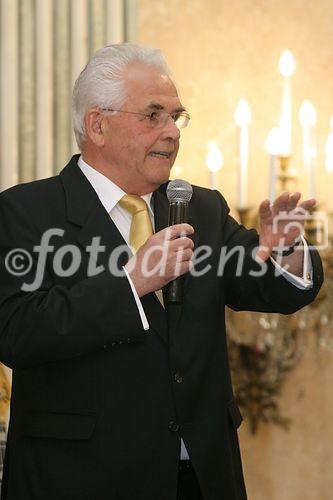 (C) fotodienst/Anna Rauchenberger - Wien 28.04.2006 - Der österreichische Franchise-Verband feiert im Palais Auersperg seinen 20. Geburtstag. FOTO: Manfred Maus, Begründer des Franchise-Systems.