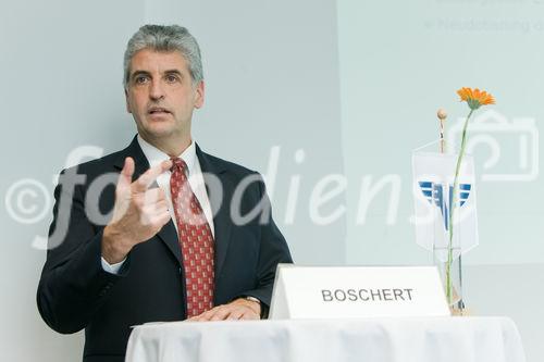 Volksbank International AG - Pressekonferenz, Foto: Vorstandsvorsitzender Dr. Friedhelm Boschert