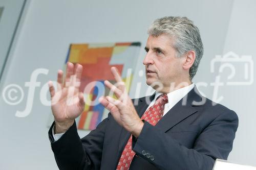 Volksbank International AG - Pressekonferenz, Foto: Vorstandsvorsitzender Dr. Friedhelm Boschert