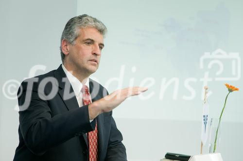 Volksbank International AG - Pressekonferenz, Foto: Vorstandsvorsitzender Dr. Friedhelm Boschert