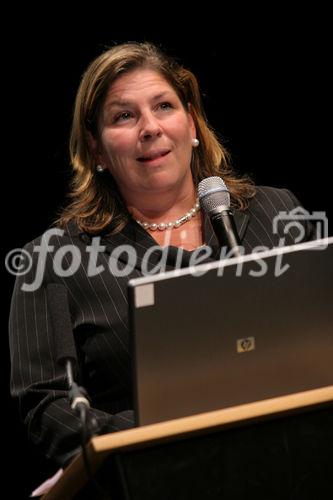 (C) Fotodienst/Anna Rauchenberger - Wien 03.09.2007 - ÖGARI (Österreichische Gesellschaft für Anaesthesiologie, Reanimation und Intensivmedizin) veranstaltet vom 5.-7. September den AIC - Austrian International Congress im Museumsquartier. FOTO: Dr. Andrea Kdolsky (BM für Gesundheit, Familie und Jugend)