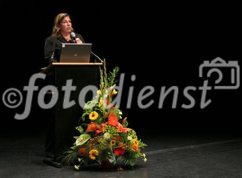 (C) Fotodienst/Anna Rauchenberger - Wien 03.09.2007 - ÖGARI (Österreichische Gesellschaft für Anaesthesiologie, Reanimation und Intensivmedizin) veranstaltet vom 5.-7. September den AIC - Austrian International Congress im Museumsquartier. FOTO: Dr. Andrea Kdolsky (BM für Gesundheit, Familie und Jugend)