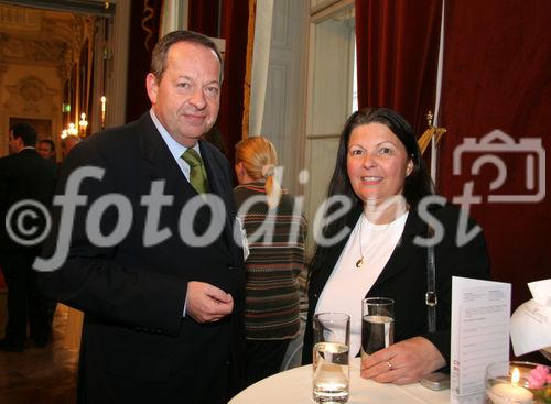 (C) Fotodienst/Anna Rauchenberger - 10.10.2007 - Wien - Contrast Management-Consulting lud Führungskräfte und Manager zu einem Management-Cercle ins Palais Daun Kinsky ein,  um das erfolgreiche  Chancen- und Risikomanagement  Projekt der Austrian Airlines Group zu präsentieren und eingehend zu diskutieren.