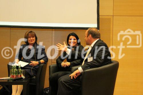 31. Österreichischer Controllertag, ControllerLounge 11.11.2009 (c) Julia Fuchs, Podiumsdiskussion v.l.n.r.: Johanna Zugmann, Dr. Rita Niedermayr, Dr. Werner Lanthaler