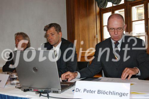 Pressekonferenz Stadtcasino Baden AG im Hotel Widder in Zürich am 9.5.06. Dr. Peter Probst, Detlef Brose, Dr. Peter Blöchlinger