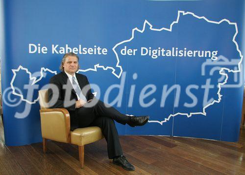 (C) fotodienst/Anna Rauchenberger - Wien 22.06.2006 - Digitales Antennenfernsehen wird nicht nur für die 11% Benutzer teuer, sondern für alle ORF-Gebührenzahler. FOTO: Thomas Hintze (Präsident Mulitmedia Austria, Vorsitzender der Geschäftsführung UPC Austria).