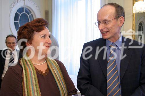 (C) fotodienst/Anna Rauchenberger - Wien 07.06.2006 - Das Wirtschaftsforum der Führungskräfte veranstaltete im Haus der Industrie einen Vortrag zum Thema 'Die Zukunft der Arbeit - Veränderungen in den Lebensstilen und ihre Auswirkungen auf die Wirtschaft'. FOTO: Gäste.