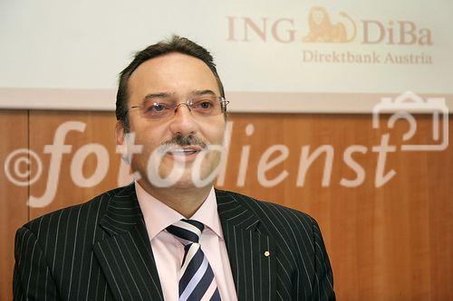 (C) fotodienst/Anna Rauchenberger - Wien 07.06.2006 - Die mit 211.000 Kunden größte Direktbank in Österreich hebt ab 1. Juli die Sparzinsen für täglich verfügbare Einlagen auf 3,0%. FOTO: Heinz Stiastny (General Manager der ING-DiBa Austria).