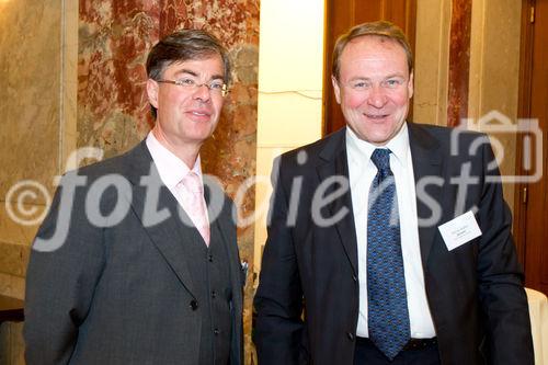 (C) fotodienst.at / Anna Rauchenberger - Wien, am 01.06.2011 - Heute lud das Wirtschaftsforum der Führungskräfte (WdF) zur jährlichen Generalversammlung ins Haus der Industrie. Im Rahmen der Veranstaltung wurden die Agenden des scheidenden Vorsitzenden an den neuen Vorsitzenden übergeben. Das WdF wurde 1979 gegründet und vertritt die Anliegen der österreichischen Führungskräfte, unter anderem als Vertreter im europäischen Dachverband Confédération Européenne des Cadres (CEC). Dem unabhängigen Verein gehören bundesweit knapp 2.800 ManagerInnen an.