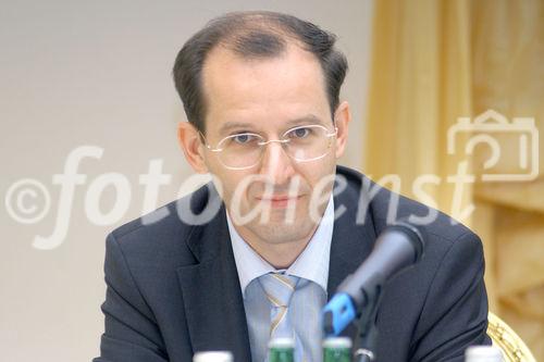 Pressegespräch über die Generalsanioerung des Theaters und deren Finanzierung. Foto: Mag. Alexander Götz (Kaufmänn.Geschäftsführer Theater in der Josefstadt)