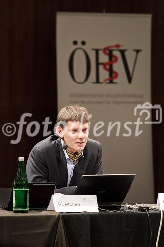  (c) fotodienst / Katharina Schiffl - Wien, am 15.11.2011 - Der Österreichische Hausärzteverband veranstaltete einen Diskussionsabend zum Thema 