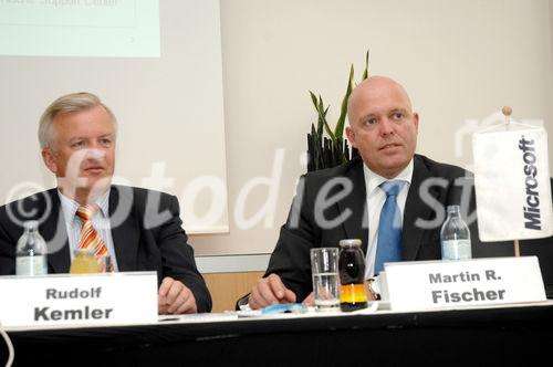 Im Oktober nimmt das erste MIC in Österreich seinen Betrieb auf.
Foto v.li.na.re Rudolf Kemler (Generaldirektor HP Österreich); Martin Fischer (Vice President Strategic Alliances Polycom in EMEA)
©fotodienst/Nadine Bargad