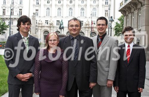 (C) fotodienst/Gudrun Krieger - Wien 21.05.2008 - Vorstellung des Projektes durch die Studenten: v li na re - Stefan Braito (BOKU),  Marilies Oeltze (BOKU), Andreas Schabud (Academic Relations Manager, Microsoft),Alexander Duggleby (WU Wien),Christian Liensberger (TU Wien)