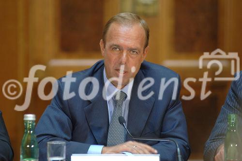 Presse-Brunch aus Computer/TelekommunikationPresse-Brunch aus Computer/Telekommunikation.  Foto: Herbert Schweiger, Geschäftsführer Microsoft Österreich©fotodienst/Nadine Bargad