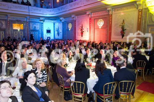 (c) fotodienst / Anna Rauchenberger - Wien, am 24.03.2011 - Jedes Jahr führt das 'Great Place to Work Institute Österreich' den Wettbewerb 'Österreichs Beste Arbeitgeber' durch und veröffentlicht die Ergebnisse. Heute vergab das 'Great Place to Work Institute' im Rahmen einer feierlichen Gala im Haus der Industrie die Auszeichnungen für die besten Arbeitgeber.