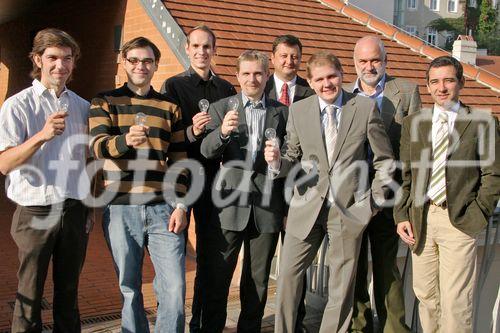 (C) fotodienst/Anna Rauchenberger - Wien 10.10.2006  - Die Internet Privatstiftung (IPA) fördert in Projekte umsetzbare Ideen. FOTO: Einige Gewinner und Organisatoren der Förderaktion und der Kampagne.