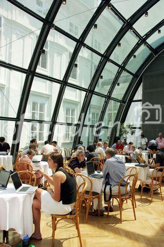 (C) fotodienst/Anna Rauchenberger - Wien 25.07.2006 - Die Konferenz gibt einen Überblick über die neuesten Entwicklungen auf dem Gebiet der Halbleitertechnologie. 