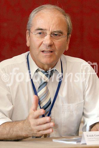 (C) fotodienst/Anna Rauchenberger - Wien 25.07.2006 - Die Konferenz gibt einen Überblick über die neuesten Entwicklungen auf dem Gebiet der Halbleitertechnologie. FOTO: Erich Gornik (Austrian Research Centers, Chairman ICPS 2006).