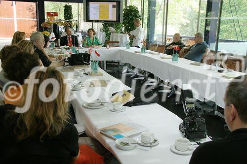 (C) fotodienst/Anna Rauchenberger - Wien 18.08.2006 - Renate Längauer ist Wohncoach. Nun präsentiert sie ihr neues Buch 'Eine spielerische Anleitung zum Wohngefühl'. 