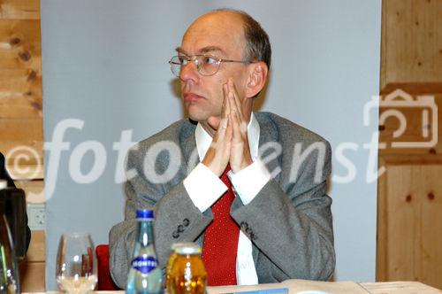  Dr. Laurenz Niel (Generalsekretär CDG)