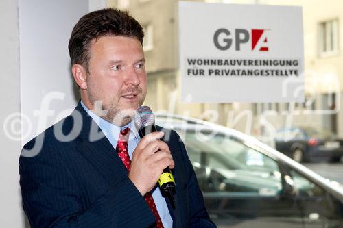 (c) fotodienst/Dan Carabas - Wien 01.07.08 - Feierliche Schlüsselübergabe der Wohnbauvereinigung für Privatangestellte - FOTO: Herr Stadtrat Dr. Michael Ludwig