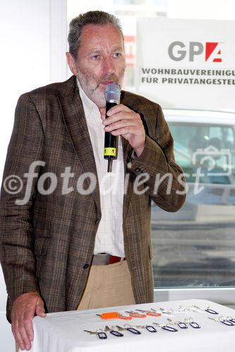 (c) fotodienst/Dan Carabas - Wien 01.07.08 - Feierliche Schlüsselübergabe der Wohnbauvereinigung für Privatangestellte - FOTO: Bezirksvorsteher-Stv. Herr Josef Kaindl