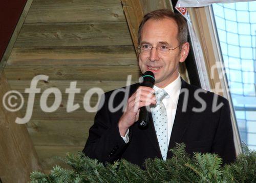 (C) fotodienst/Anna Rauchenberger - Wien 17.01.2007  - Gleichenfeier der Wohnhausanlage in der Diefenbachgasse, 1150 Wien. 