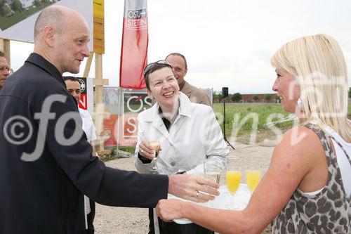 (C) fotodienst/Anna Rauchenberger - Wien, am 26.05.2009 - Heute wurde der Spatenstich der Wohnhausanlage Wien 22., Erzherzog-Karl-Straße 195-201 / Lavaterstraße 5 zum 'Quartier Verts' gefeiert. 