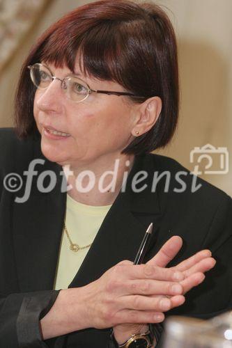 (C) fotodienst/Anna Rauchenberger - Wien 29.08.2006 - Studie von Fessel-GfK und IFES über die Nutzun von Regionalmedien.
FOTO: Dr. Petra Golja (FESSEL GFK).