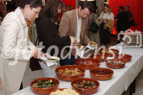 Speakers Event der Zuercher Public Relations Gesellschaft ZPRG im 'Citystudio' im Huerlimann Areal. Bild: Apero