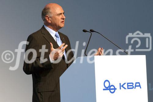 Einladung zur feierlichen Eröffnung einer neuen Montagehalle für Banknotendruckmaschinen in der KBA Mödling AG.  Foto: Dr.Erwin Pröll (Landeshauptmann NÖ)                                