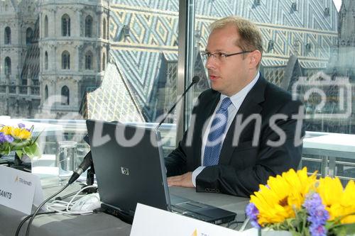 (C) Fotodienst/Anna Rauchenberger - Wien 06.07.2007 - Ein Drittel der Branche blickt skeptisch in die Zukunft. Systematische Finanzplanung ist für viele noch ein 'Fremdwort'. FOTO: Andreas Leitgeb (Consultant, Prokurist, TPA Horwath).