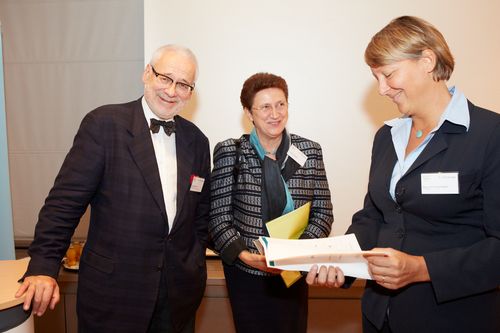  (c) fotodienst/Anna Rauchenberger - Wien, am 19.09.2012 –  Bei einem Expertentalk bei TPA Horwath analysierten Fachleute wesentliche Rahmebedingungen und Erfolgsfaktoren für Investitionen österreichischer Unternehmen in SEE-Ländern und gaben einen Überblick über die Markttrends.