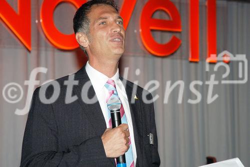(C)fotodienst/Mag. Daniel Katzinger - Wien 03.10.2006,Höhepunkte der Novell Tour 2006 in der Eventpyramide Vösendorf sind:SUSE Linux Enterprise Server 10 & SUSE Linux Enterprise Desktop10.Thematische Schwerpunkte: Einsatz dynamischer IT-Infrastrukturen in Unternehmen unddas Bundesrechenzentrum - BRZstellt dem Fachpublikum in Wien seine Novell Case Study vor.Vom 07.09. bis 28.09. macht die Roadshow in sechs Städten in Deutschland halt, neben Wien gastiert die Tour am 10. und 12. Oktober in Zürich und Lausanne.In insgesamt 21 Vorträgen von Novell Kunden und technischen Tracks vonNovell und den Novell Partnern erfahren Sie alles über sicheres Identitäts- und Zugriffsmanagement, effizientes Ressourcen-Management und Collaboration-Lösungen. Foto: Peter Latzenhofer (Österreich-Geschäftsführer, Novell GmbH))